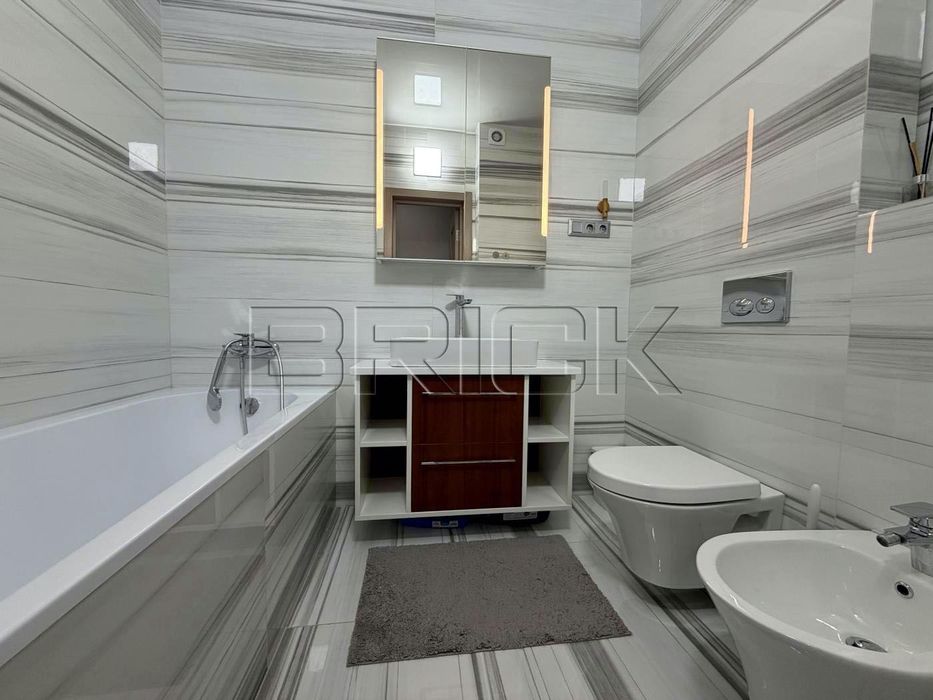 ВАУ Продаж квартири ЖК Кришталеві Джерела Феофанія Вул. Метрологічна