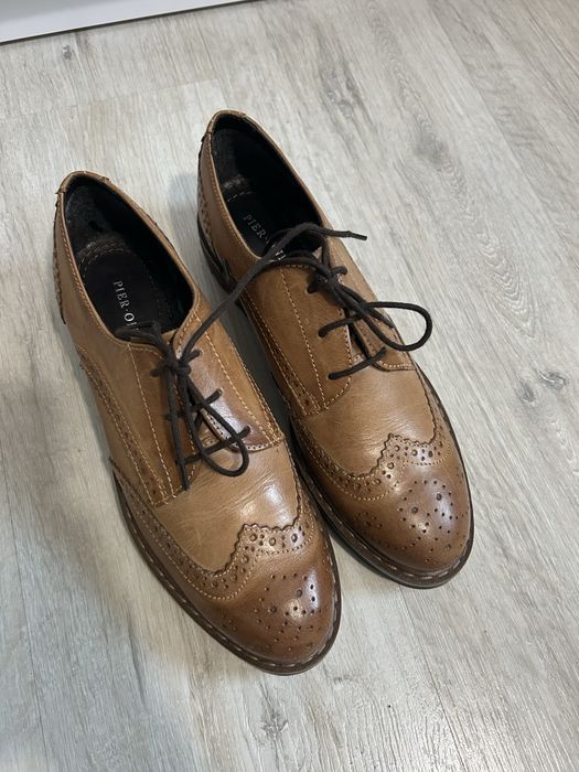 Взуття туфлі класичні оксфорди шкіряні