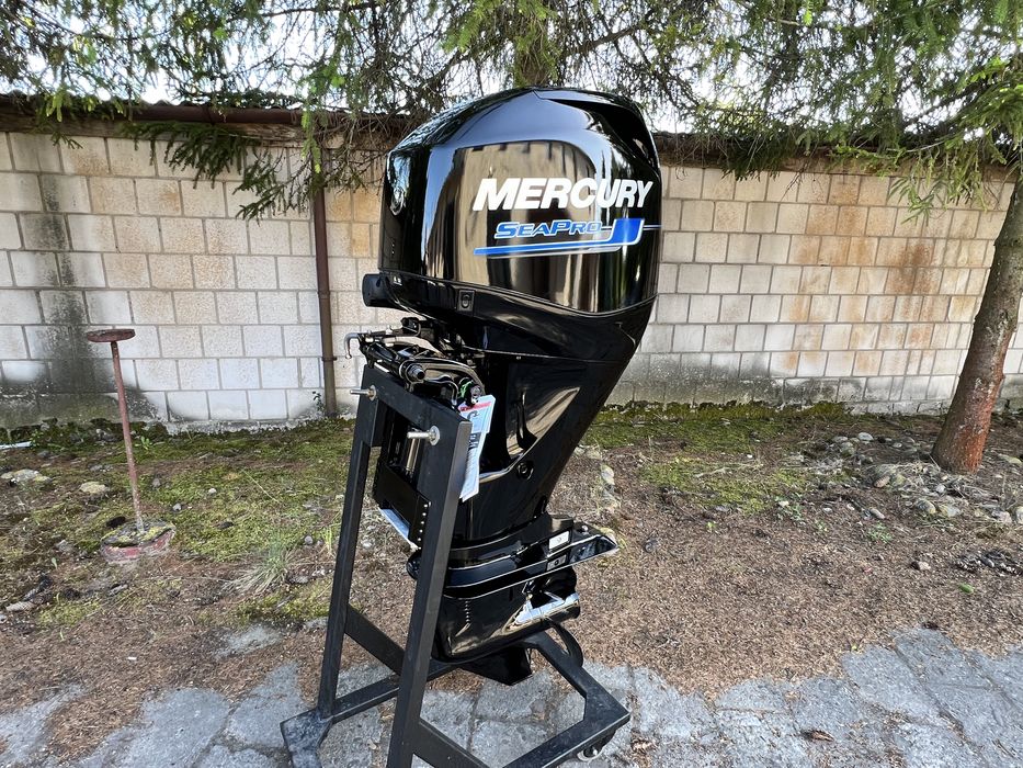 Silnik zaburtowy Mercury F60 Sea Pro uciągowy