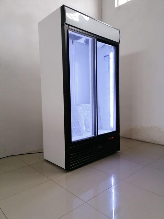 Chlodziarka witryna  do napoi i nabiału 120 cm UBC 800 l