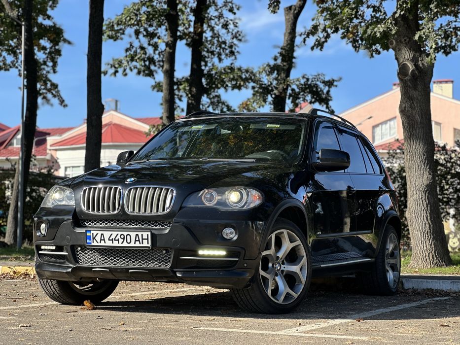 BMW     X5.