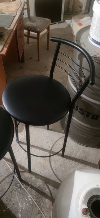 Продам барные стулья