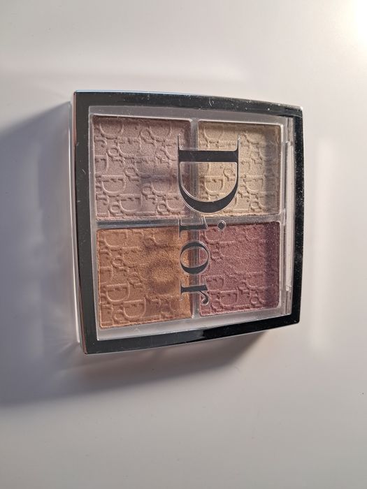 Paletka Dior Backstage 004