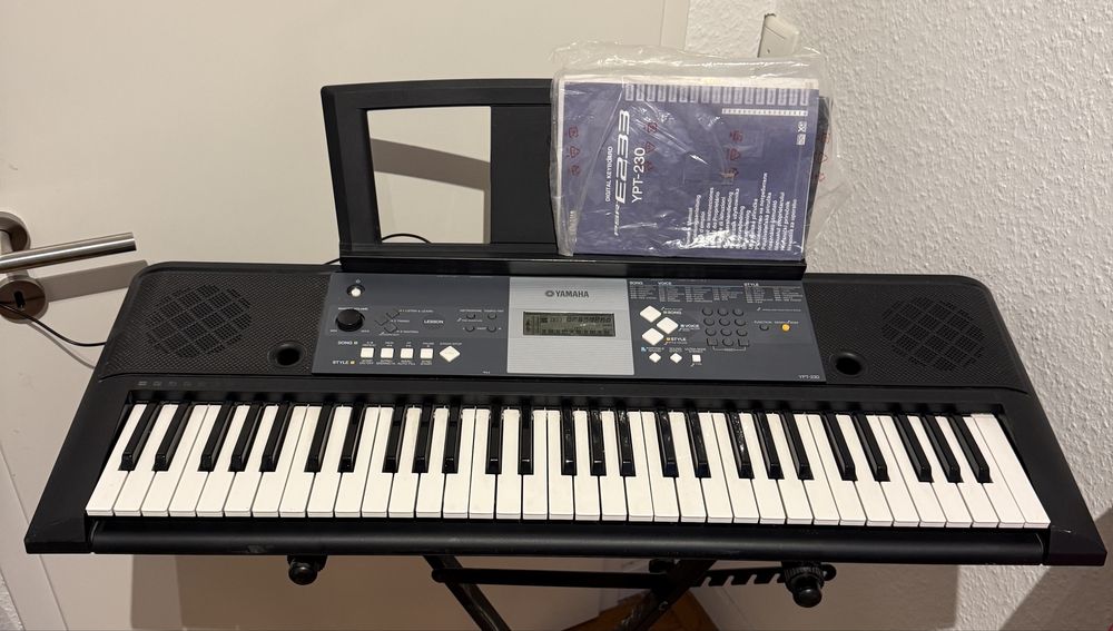 Синтезатор Yamaha  ypt 230