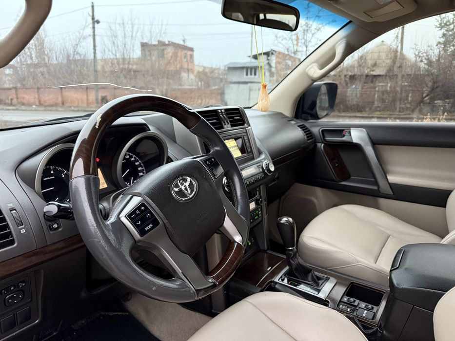 Тойота Прадо 150 4,0 люк кожа официал