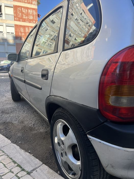 Opel corsa 1.2 -2000