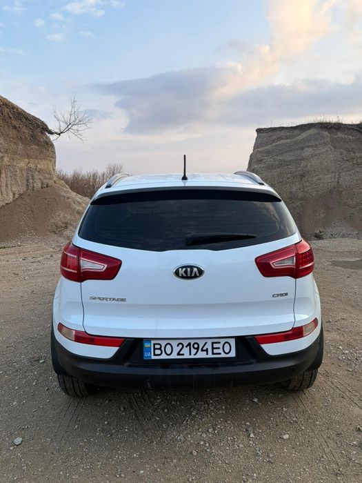 Автомобіль  Kia Sportage