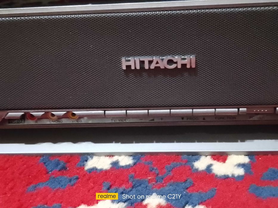 Телевізор hitachi