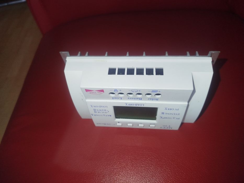 Solarny regulator ładowania