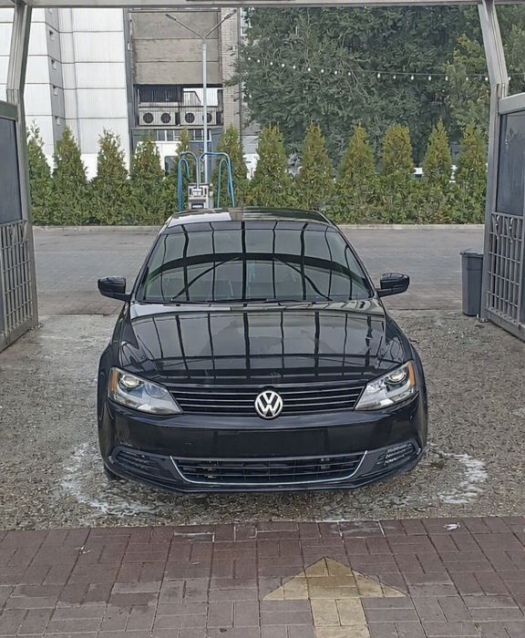 Volkswagen Jetta 6 2.5 ГБО Автомат LED