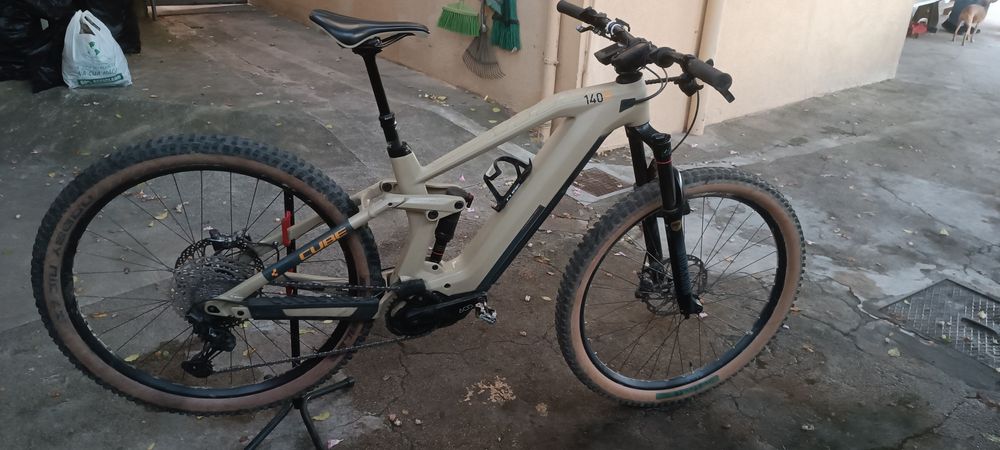 Cube Stereo Race 140 R