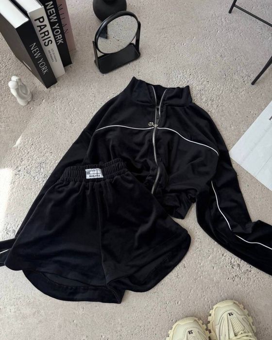 Костюм з кантом/ ідеальний костюм до весни/ літа/ велюровий костюм