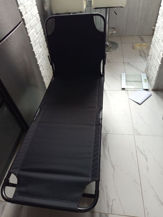 Новий шезлонг розкладушка