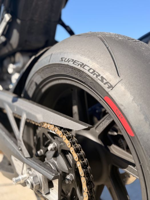 Bmw M1000R 08/2024