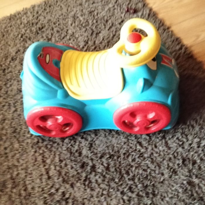 Brinquedo usado de criança