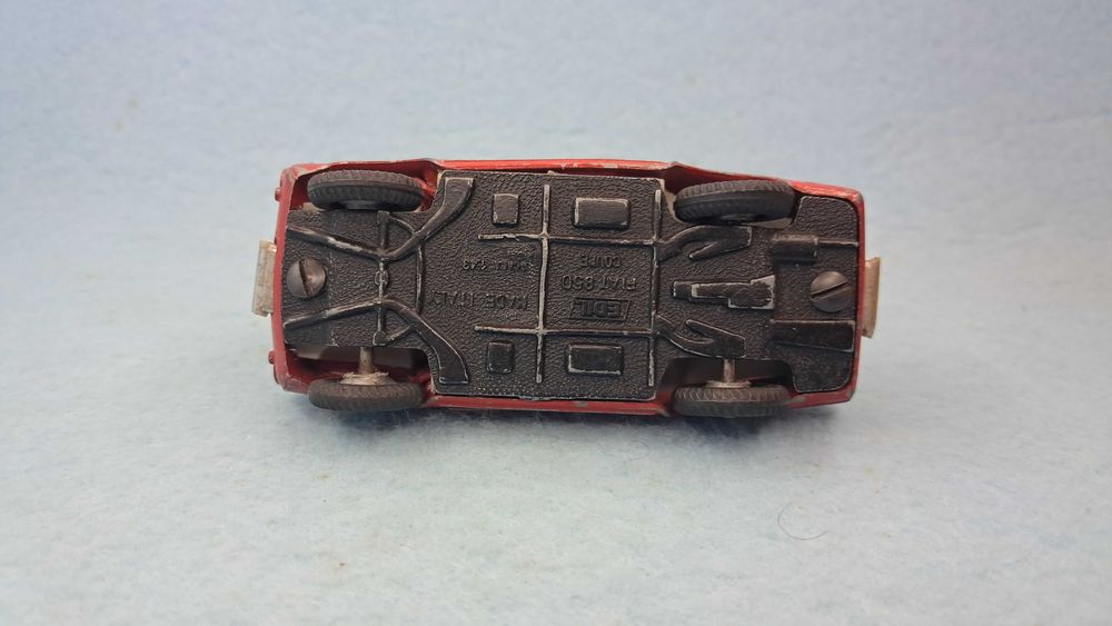 Miniatura antiga Marklin Opel Manta, igual Corgi Dinky Metosul