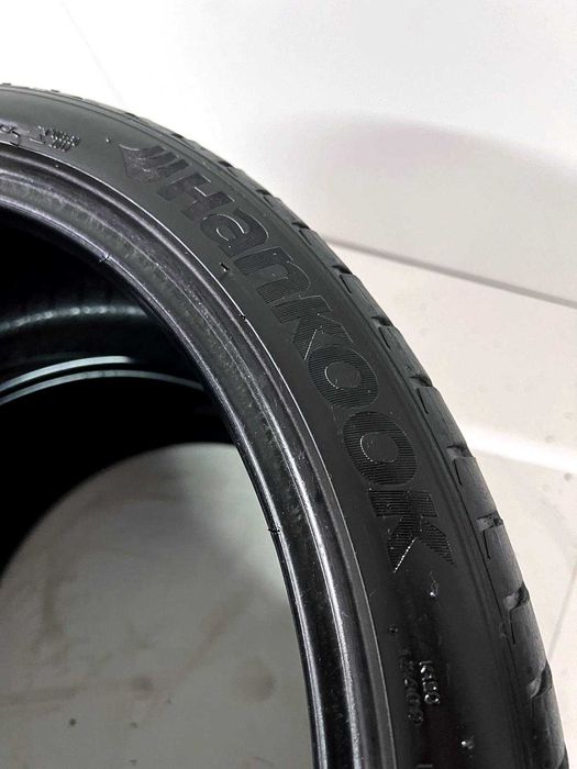 Pneus Hankook Ventus V12 Evo2 - 235/35/19 - Excelentes