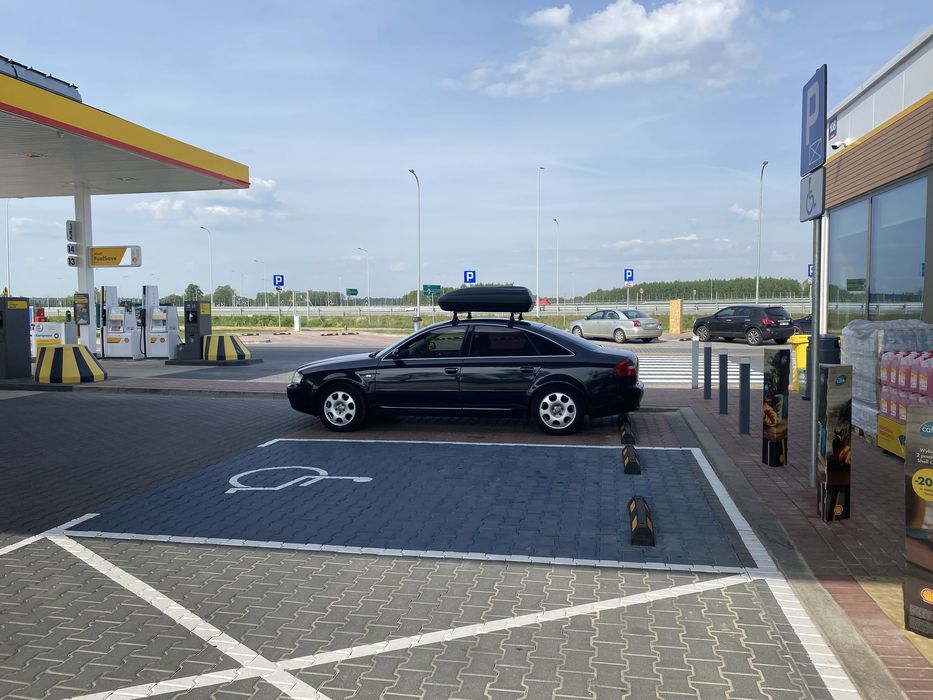 Bagażnik dachowy THULE Audi A6 C5 sedan