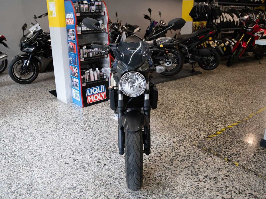 Suzuki SV 650 (2024) – Como Nova | Garantia e Retoma | FIXE Moto