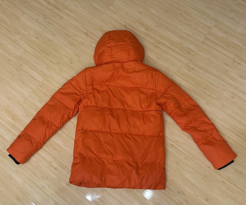 Куртка Calvin Klein новая