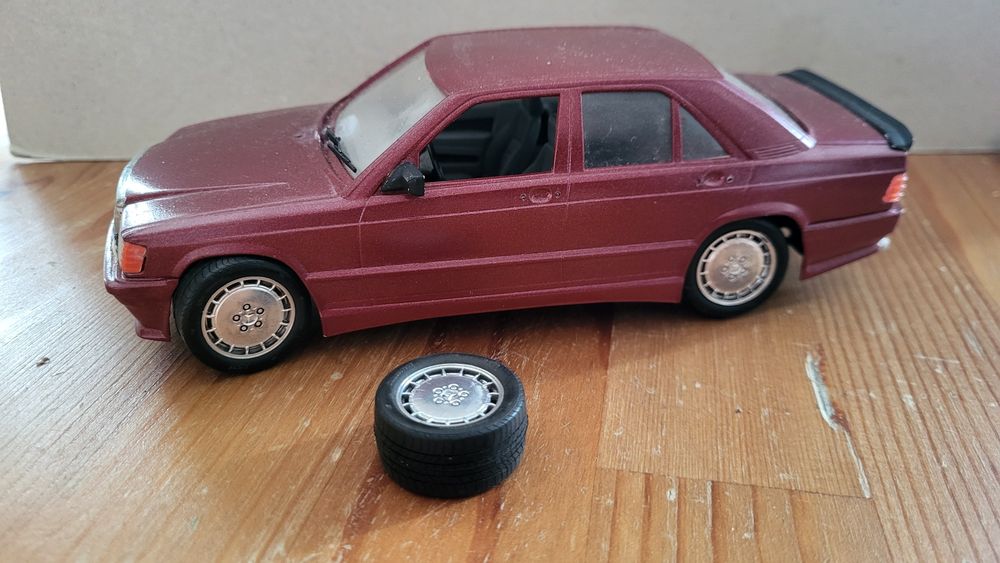 Fujimi 1:24 Mercedes 190 2.5- 16 EVO