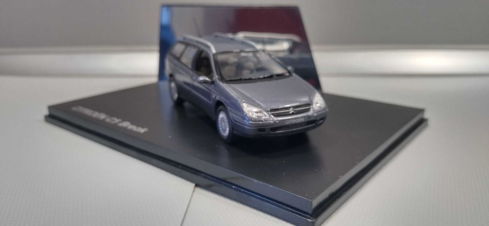 Citroen C5 kombi 1:43 NOREV