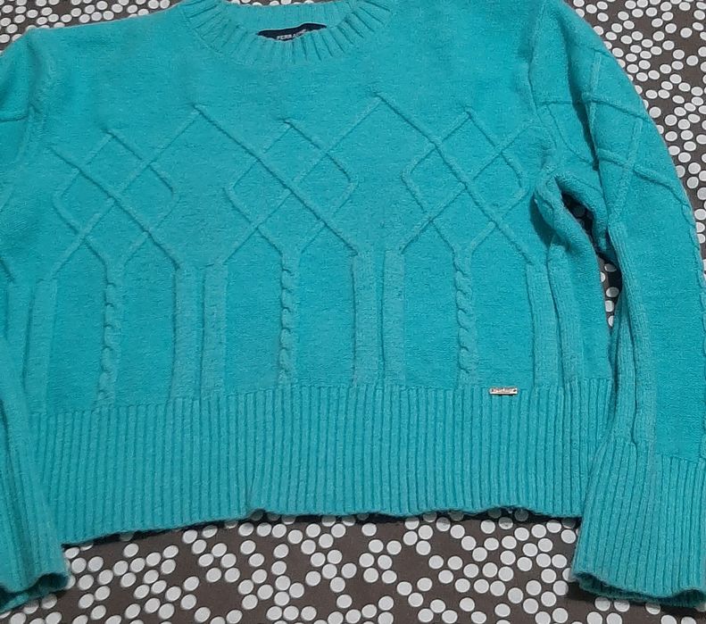 Camisola em malha . Tamanho M. Marca Ferrache