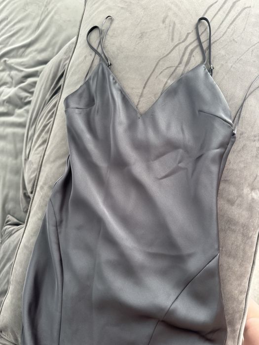 Сатинова сіра довга сукня zara xs