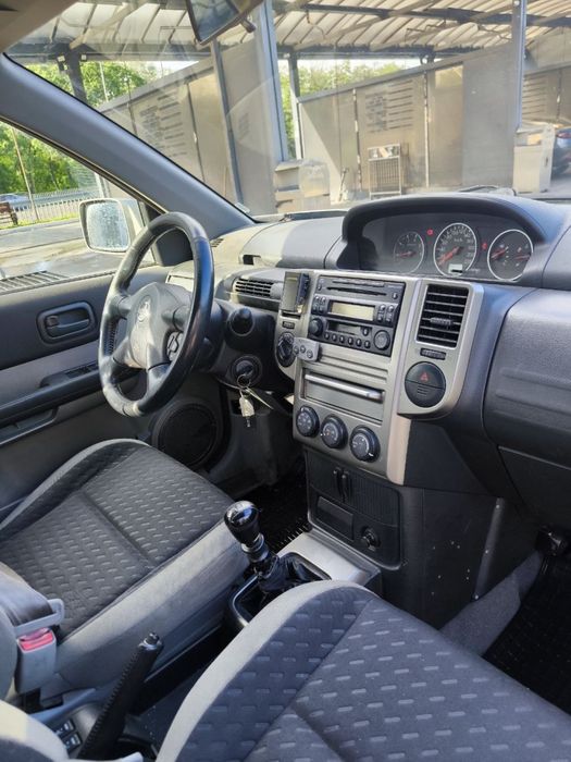 Продам Nissan X-Trail  2.2 дизель 2004рік