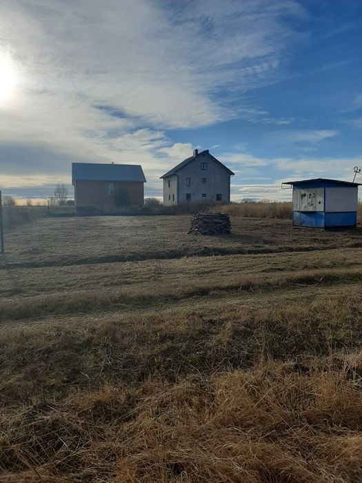 Участок в під забудову.
