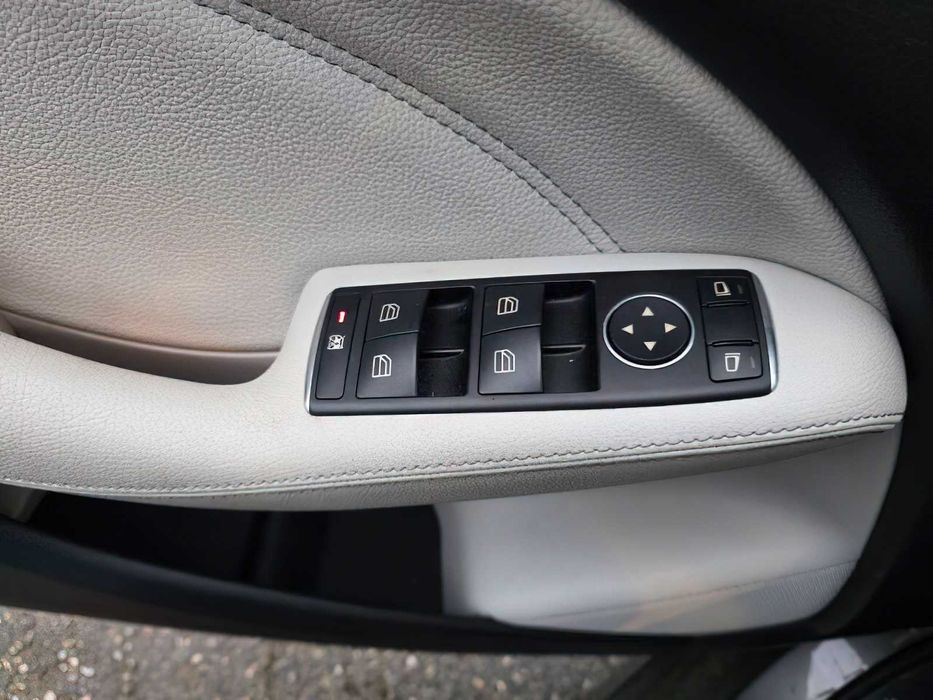 Mercedes-Benz B-Class B 250e      2017