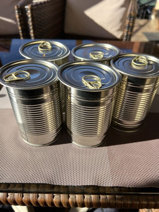 Продам нові металеві банки під консервацію тушонки 850 мл.
