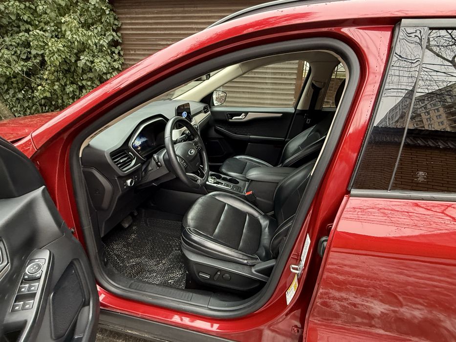 Ford Escape 2020 VIN 1FMCU0BZ3LUB56474 фото оголошення 2 з 10