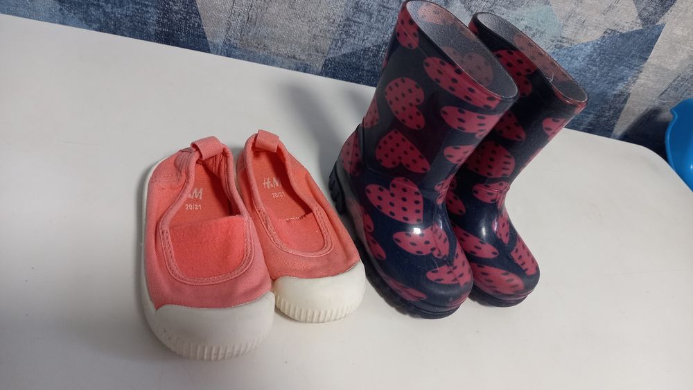 Взуття кеди,  чоботи 20-21 розмір