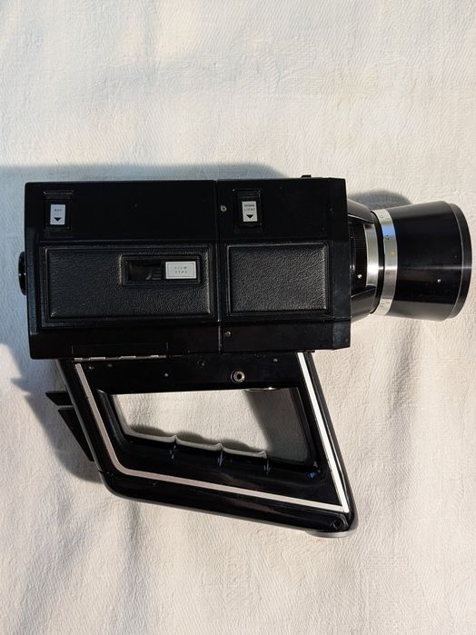 Продам плівкову кінокамеру