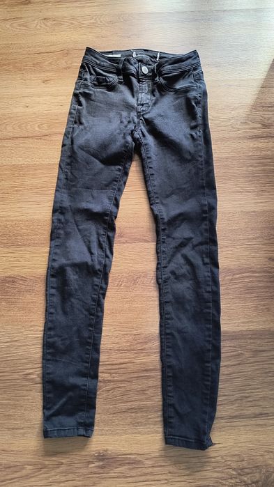 Jeansy dziewczęce 32