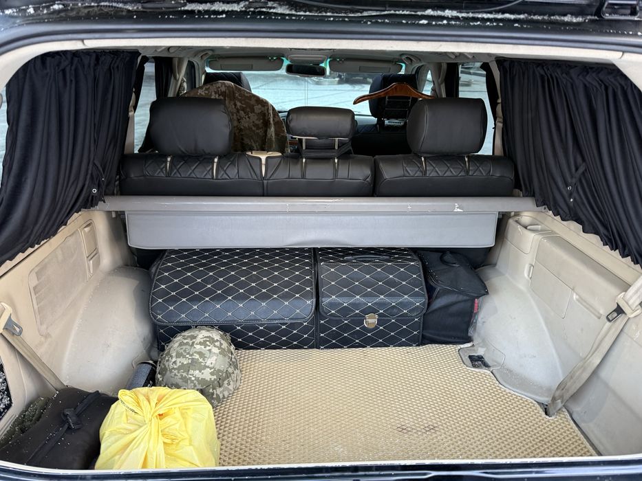 Lexus LX 470 Рест газ/бензин