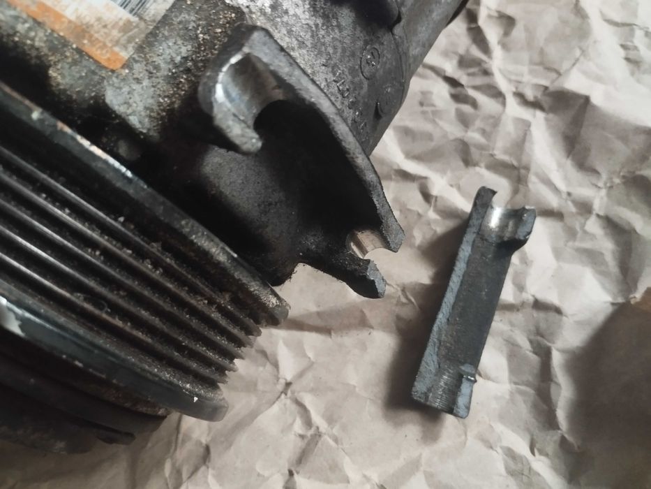 Компресор кондиціонера Dodge Dart