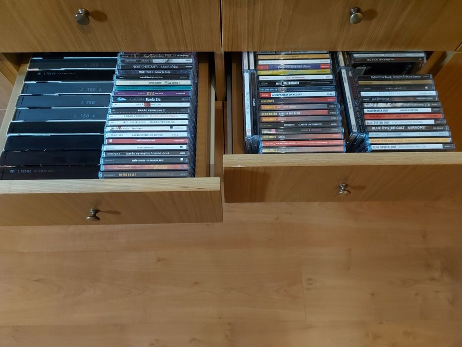 Grande estante em carvalho