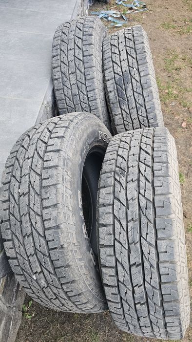 245/70/17 Yokohama Geolandar AT G015