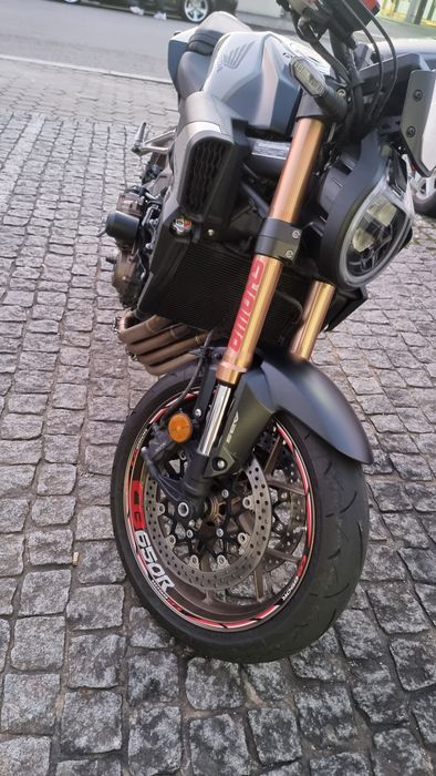 Honda CB650R 2025 E-clutch