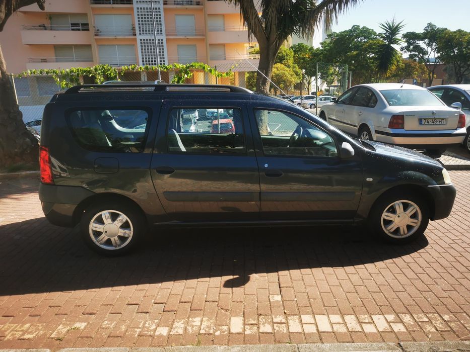Dacia Logan 1.5dci de 7Lugares com Bola de reboque(Diesel)de 2008