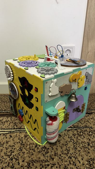 Мини-игровой комплекс Бизикуб/Бизиборд