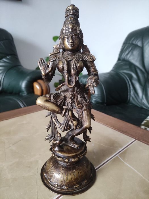 Antyczna rzeżba z brązu Lakszmi z Tamilnadu lata 20 te