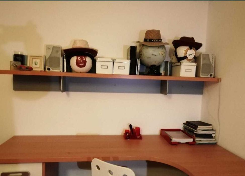 Mobília de Quarto Completa – Cama 110x200 + Grande Secretária de Canto (2m)