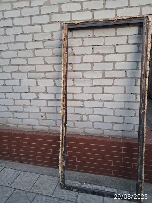 Коробка под двери китайские б/у