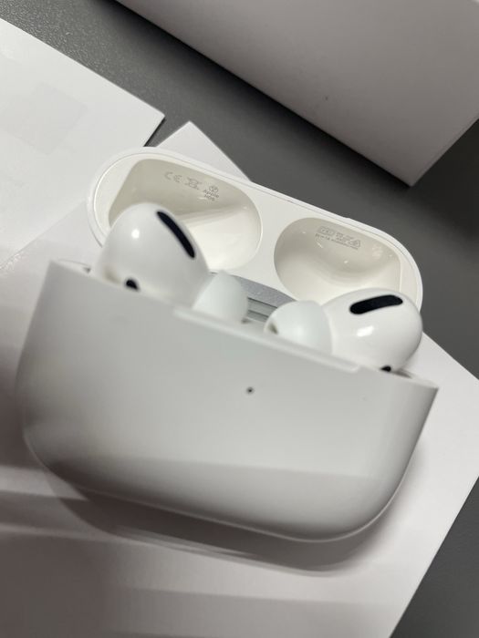 Безпровідні навушники