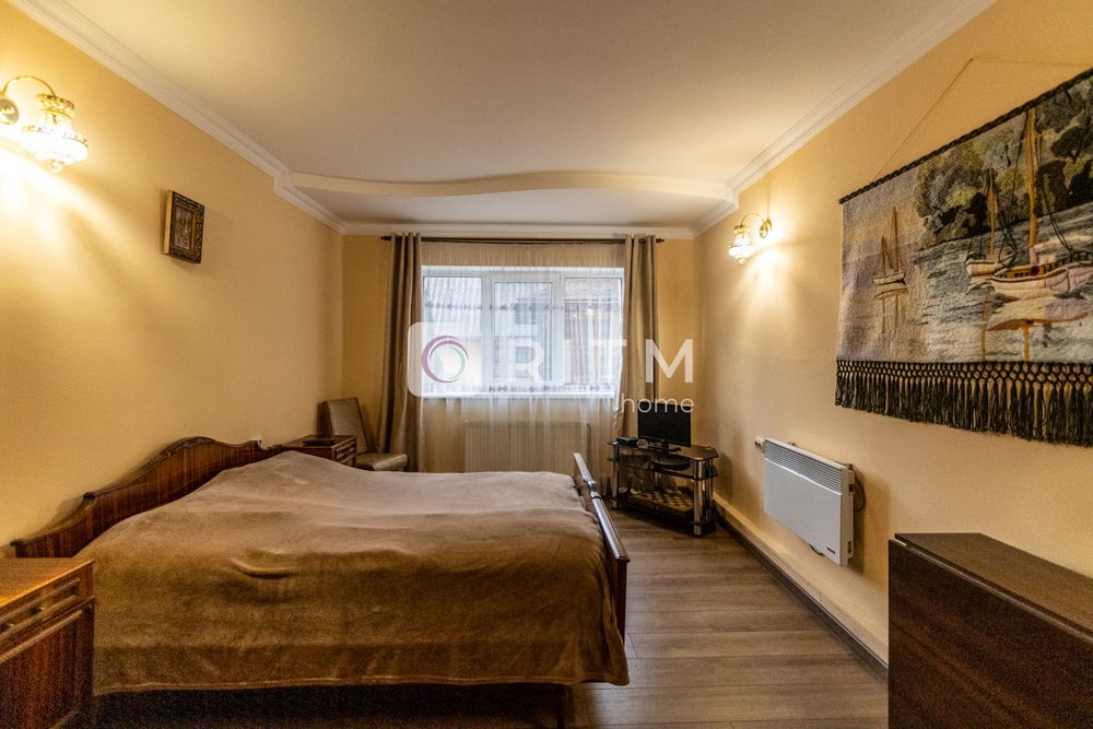 Продаж будинку Особняк Івано-Франківськ по вул.Коновальця