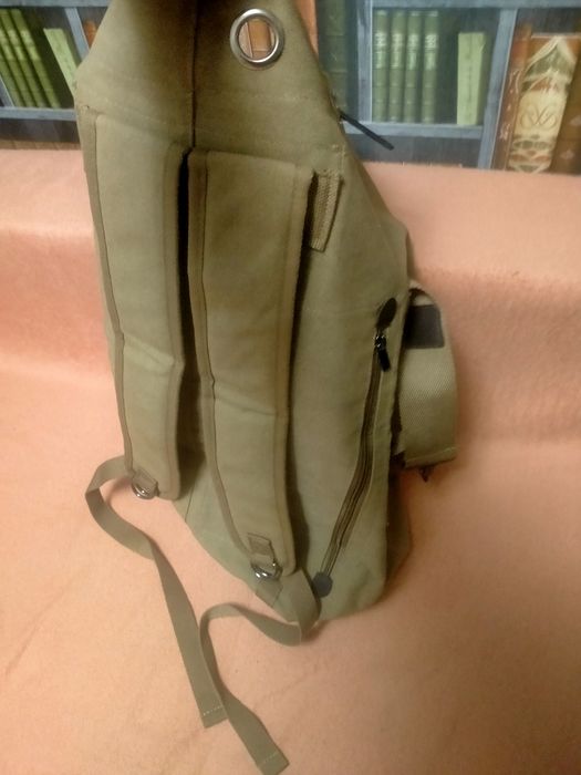 Продам рюкзак для школи , ноутбука