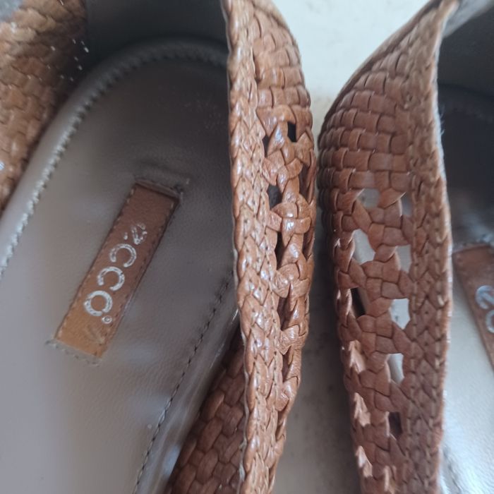 Baleriny ECCO ażurowe skórzane 40/26 cm